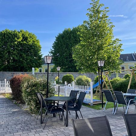 イップス・アン・デア・ドナウ Lindenhof Ybbs Bed & Breakfast エクステリア 写真