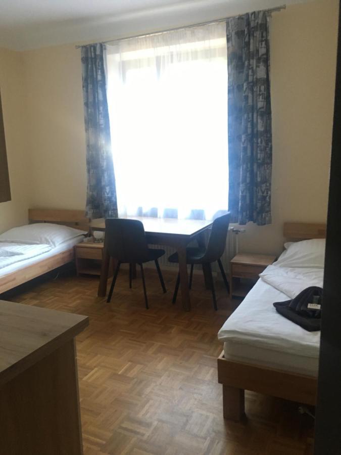 イップス・アン・デア・ドナウ Lindenhof Ybbs Bed & Breakfast エクステリア 写真