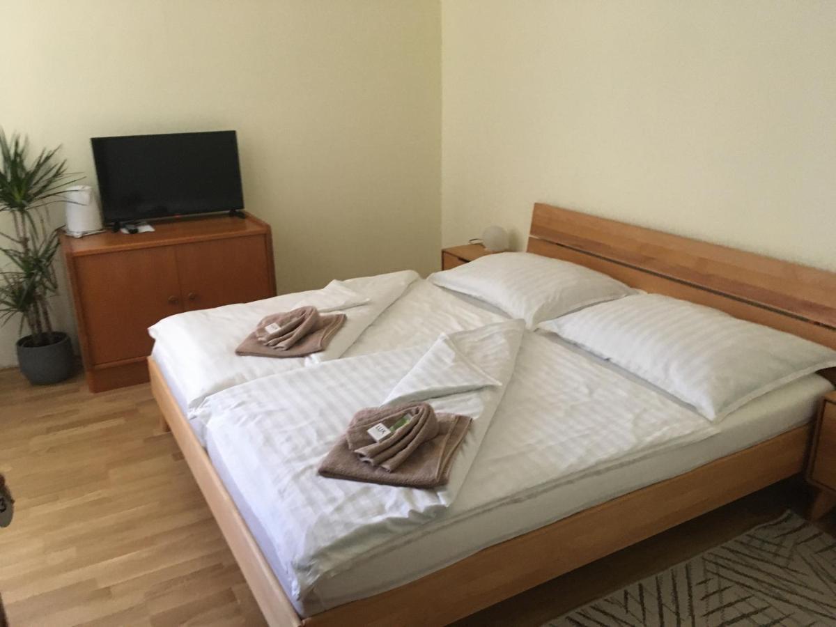 イップス・アン・デア・ドナウ Lindenhof Ybbs Bed & Breakfast エクステリア 写真