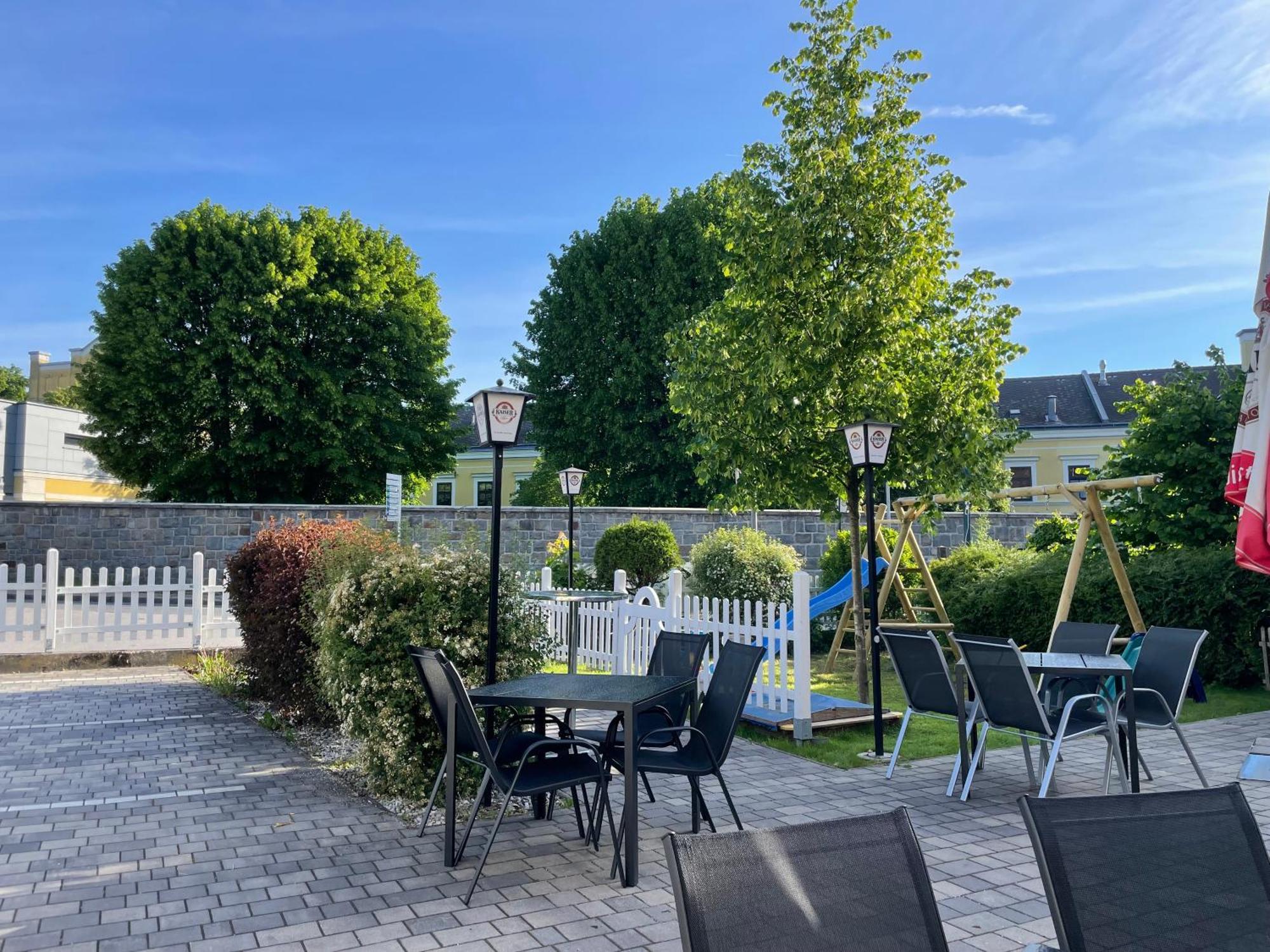 イップス・アン・デア・ドナウ Lindenhof Ybbs Bed & Breakfast エクステリア 写真